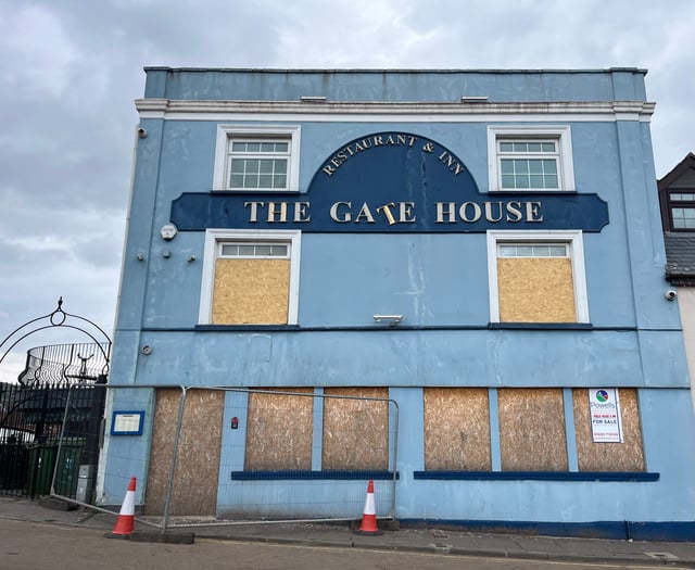 The Gate House pub price drops in Monmouth