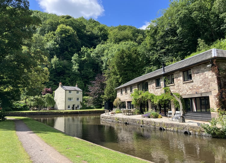 Llanfoist wharf