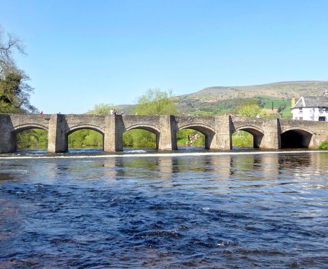 Traffic delays due to Usk Bridge repairs