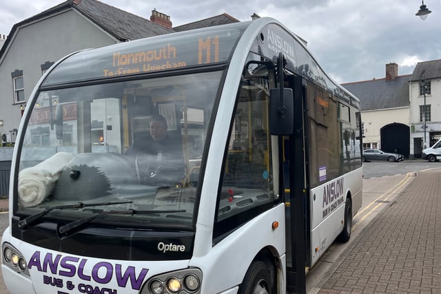 Jones calls for safer bus stops