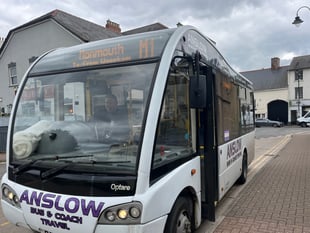 Jones calls for safer bus stops