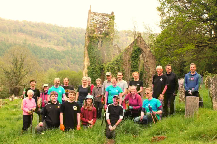 Gwent volunteers at the Tintern churchyard