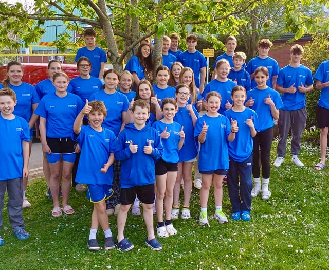 Swimmers make a splash with top-five spot at Cotswold meet