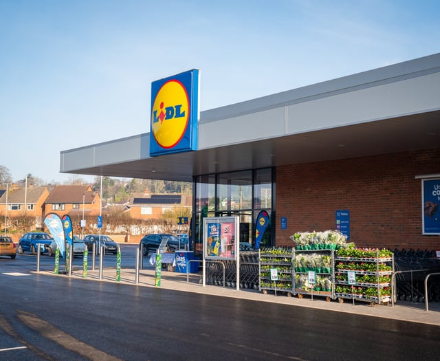 Lidl recalls nut bars due to plastic risk