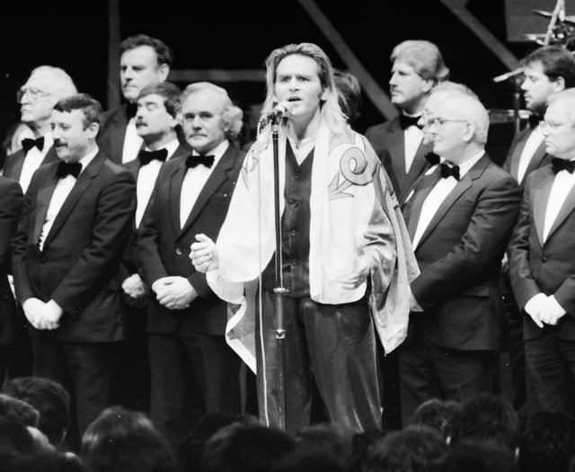 Mike Peters: The Alarm frontman and cancer advocate dies at 66