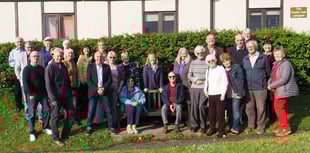 Plaque unveiled to honour Ted Royds