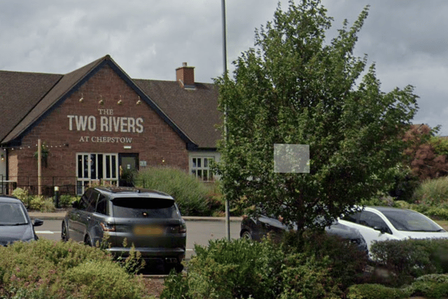 Gridlocked traffic due to unauthorised traffic lights on A48 Chepstow