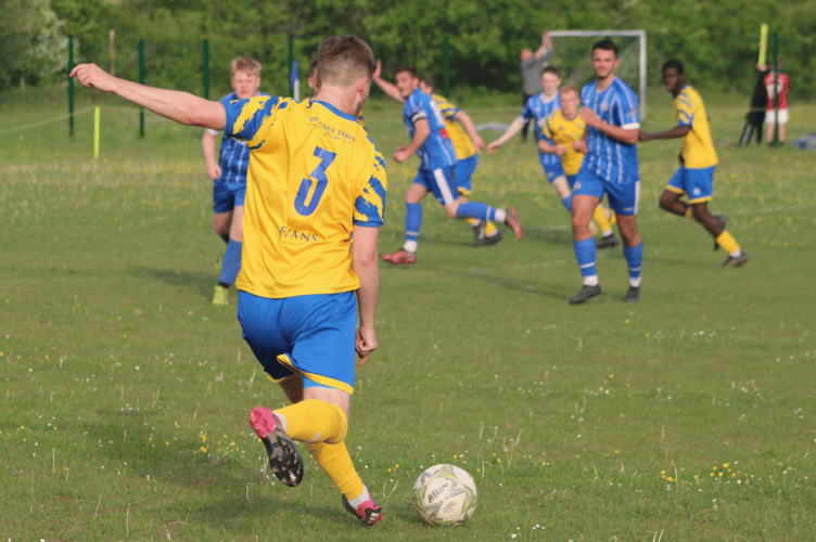 A Kingfishers swings the ball into the danger zone