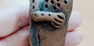 Gardeners find rare medieval jug shard