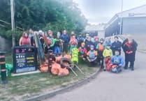 Canoe Club combats pollution on River Wye