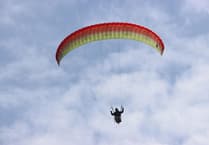 UK Paragliding Championship Lands in Abergavenny
