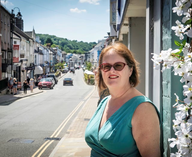 Traders left to fend in Monmouth