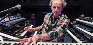 Buggles star to raise money for charity in Usk