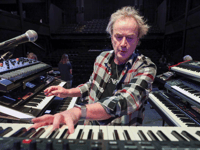 Buggles star to raise money for charity in Usk