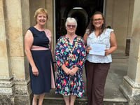 Usk Open Gardens help hospice