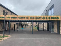 Calls for indoor temperatures rules in Welsh schools 