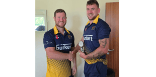 Roberts blasts 64 as Mon master Miskin