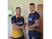 Roberts blasts 64 as Mon master Miskin
