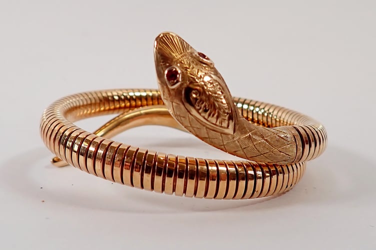 Snake bracelet