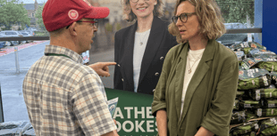 Fookes MP holds Tesco pop-up surgery