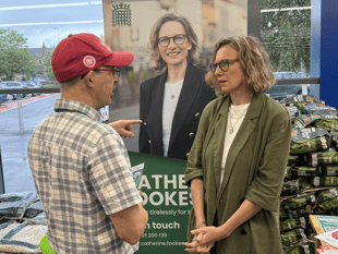 Fookes MP holds Tesco pop-up surgery