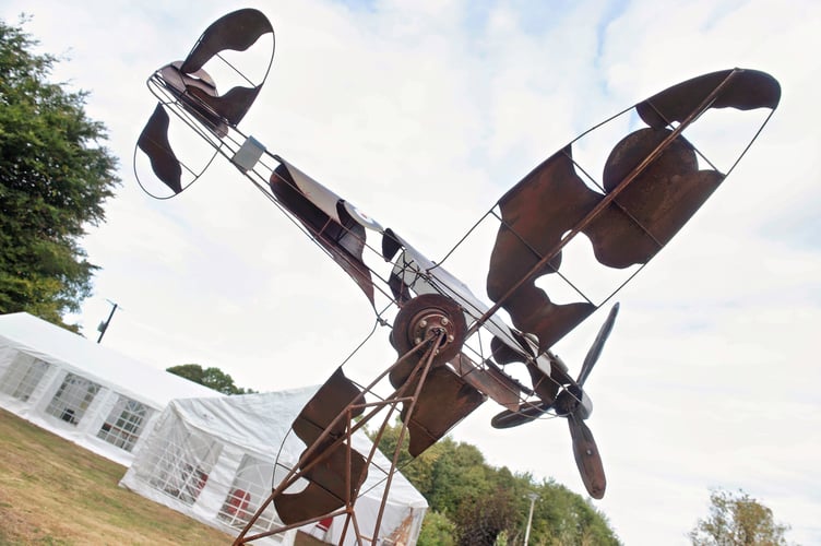 Tim Webb's amazing sculpture of a Spitfire