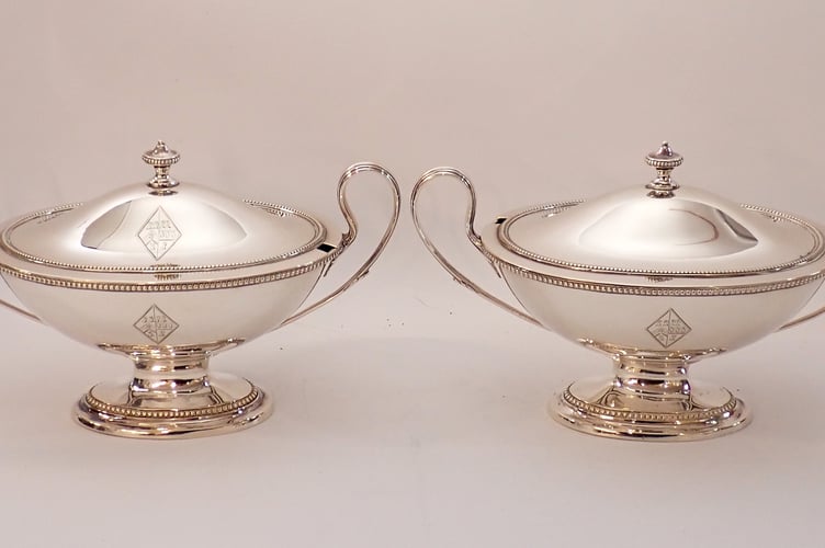 Pair of Georgian Silver Sauce Boats