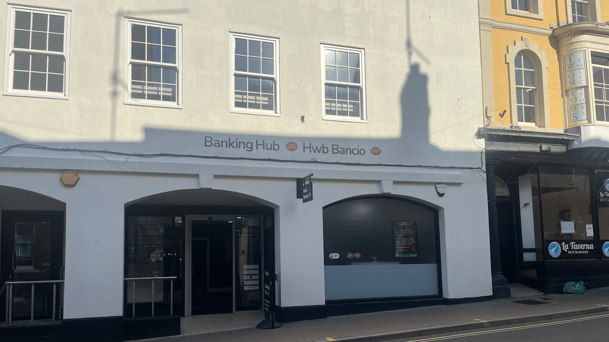 Monmouth banking hub opens permanent location with new services