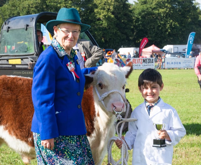 Grand Parade sunshine despite early showers