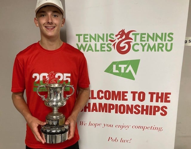 Max Swayne crowned four time national champion