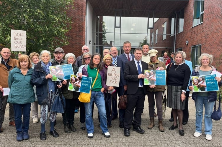 The protest against the lease currently offered to Bridges