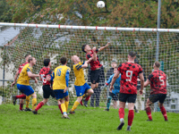Phillips late show secures point in the rain for Kingfishers 