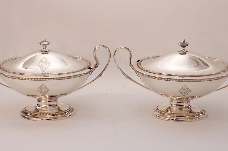 Pair of Georgian Silver Sauce Boats 