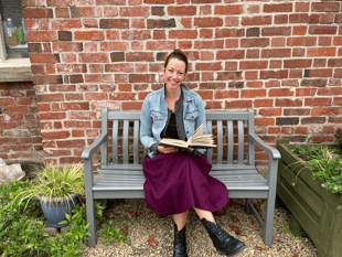Monmouth's silent book club unites community