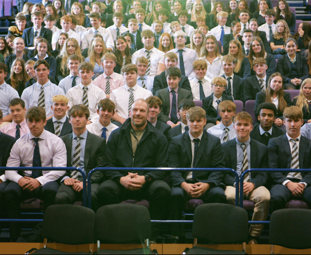 Alun Wyn Jones inspires Monmouth students