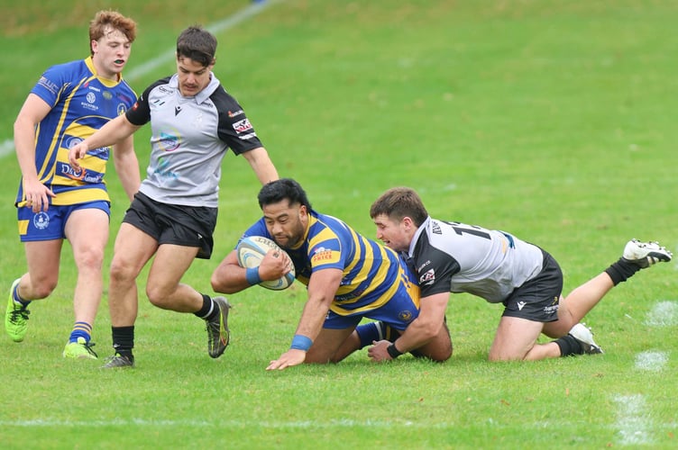 The returning Amosa Nove couldnt find a way through on this occasion