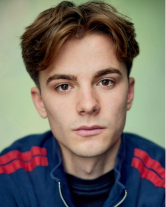 Locally born actor bursts onto the stage for Christmas panto