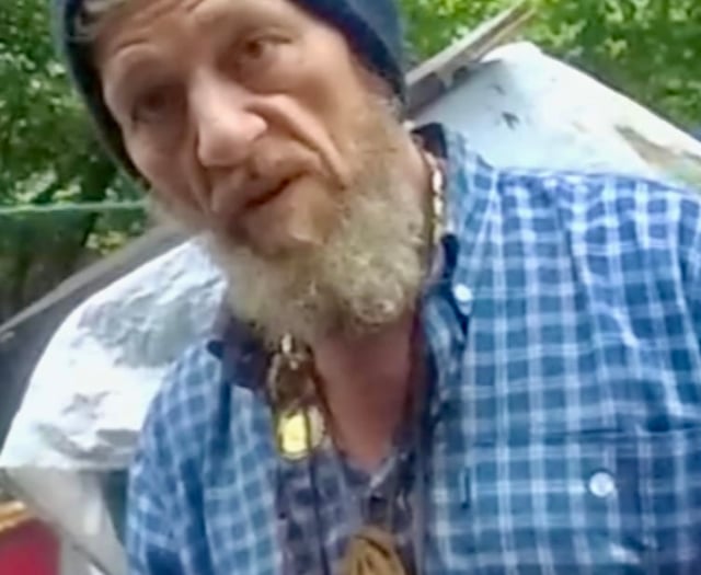 Gypsy caravan strangler jailed over dead pony