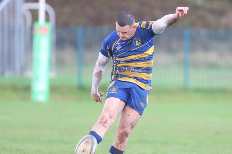 Lewis Bates was 100% from the tee