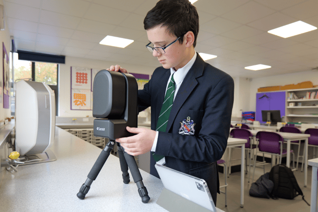 Student earns early GCSE Astronomy top grade