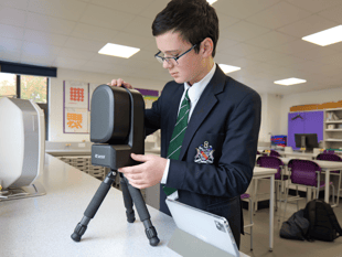 Student earns early GCSE Astronomy top grade
