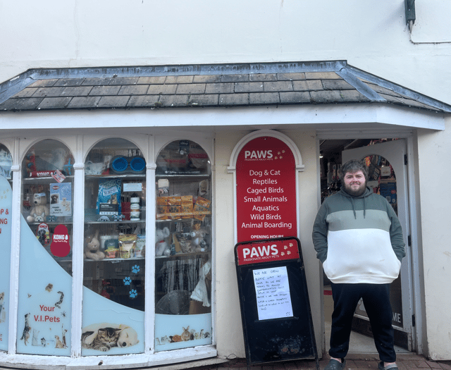 Monmouth Paws Pet Shop launches fundraiser