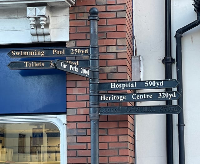 Go the extra yard and buy an iconic wayfinding sign