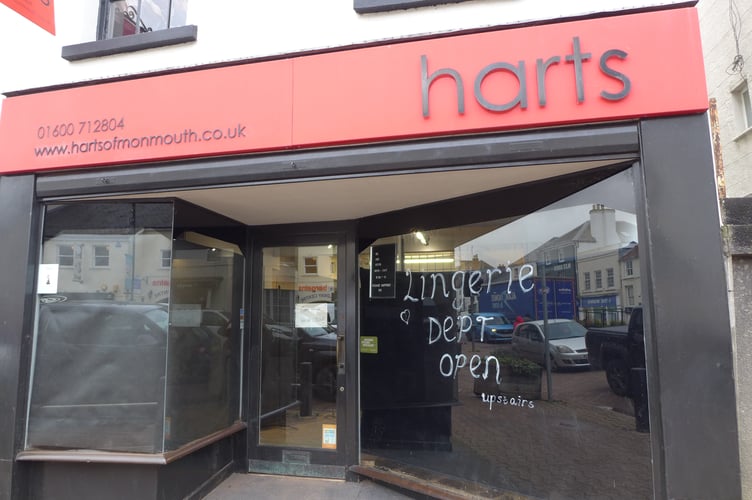 Harts trading from upper floors