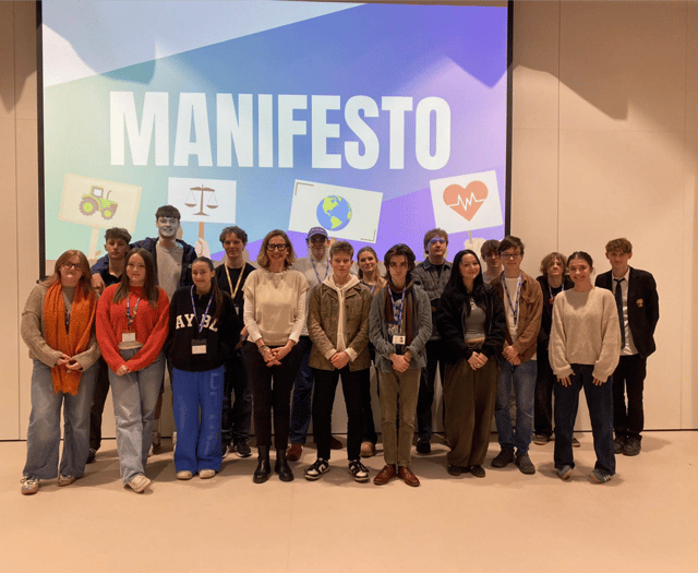 Catherine Fookes engages students for Parliament week