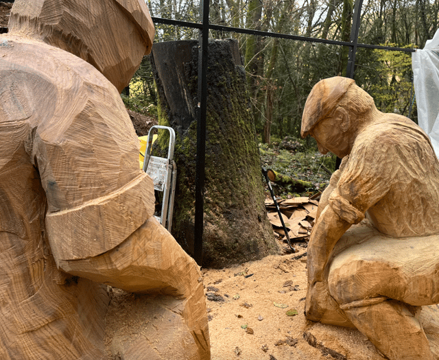 Wood carver creates life-size stone mason sculptures from felled oak 