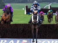 Jubilee Express puts down National marker at Xmas race day