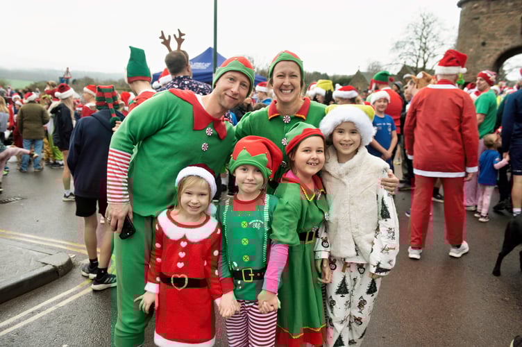 Another family and friends join in the fun