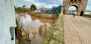 Tree blocks historic Monnow Bridge during latest flood alert