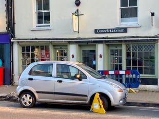 Car humbug as DVLA swoop on illegal vehicles over Xmas